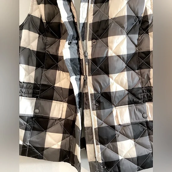 New Talbots Down Quilted Vest Black Grey White Large Buffalo Plaid Puffer XS - Picture 11 of 15